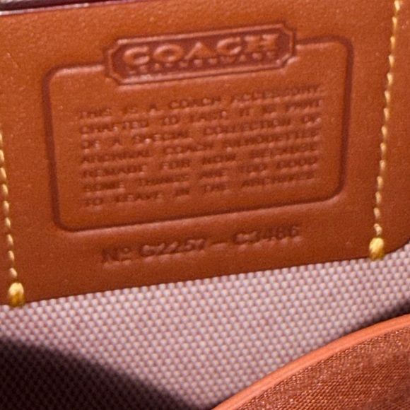 Coach purse - Picture 5 of 5